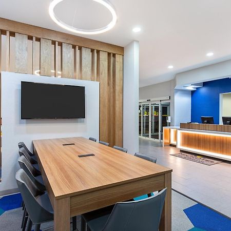Microtel Inn & Suites Columbus North Kültér fotó