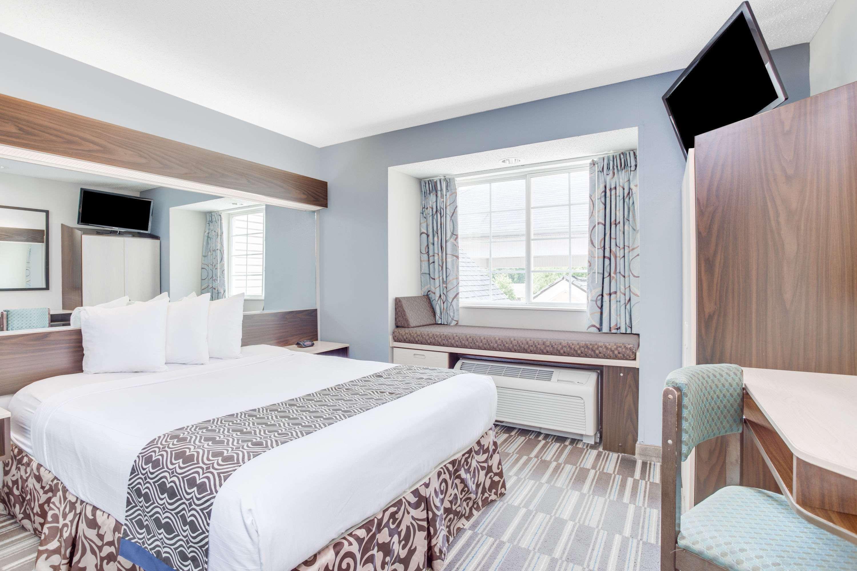 Microtel Inn & Suites Columbus North Kültér fotó