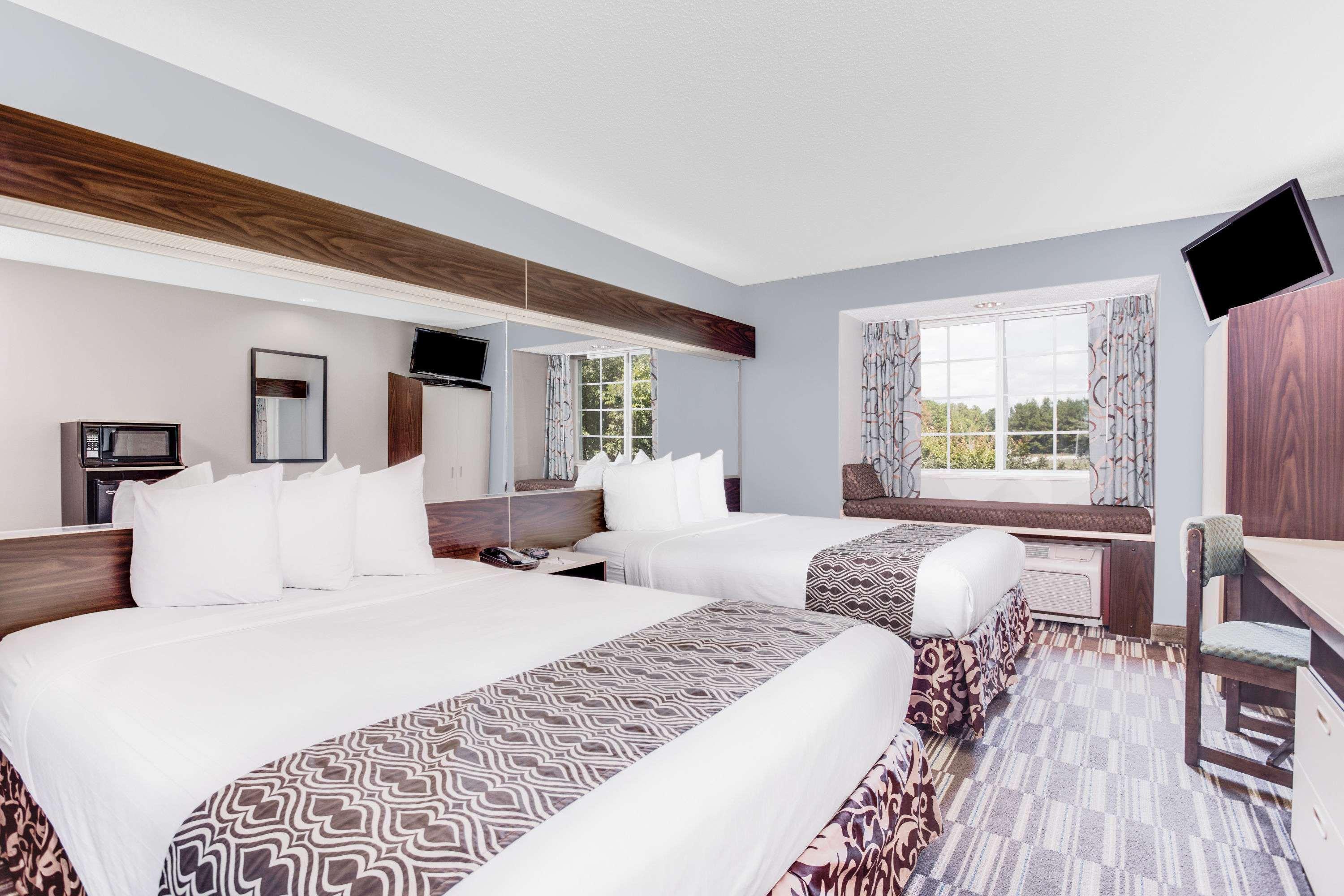 Microtel Inn & Suites Columbus North Kültér fotó