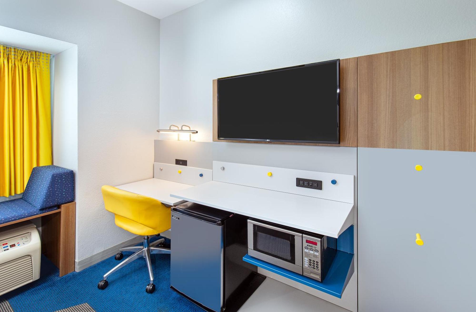 Microtel Inn & Suites Columbus North Kültér fotó