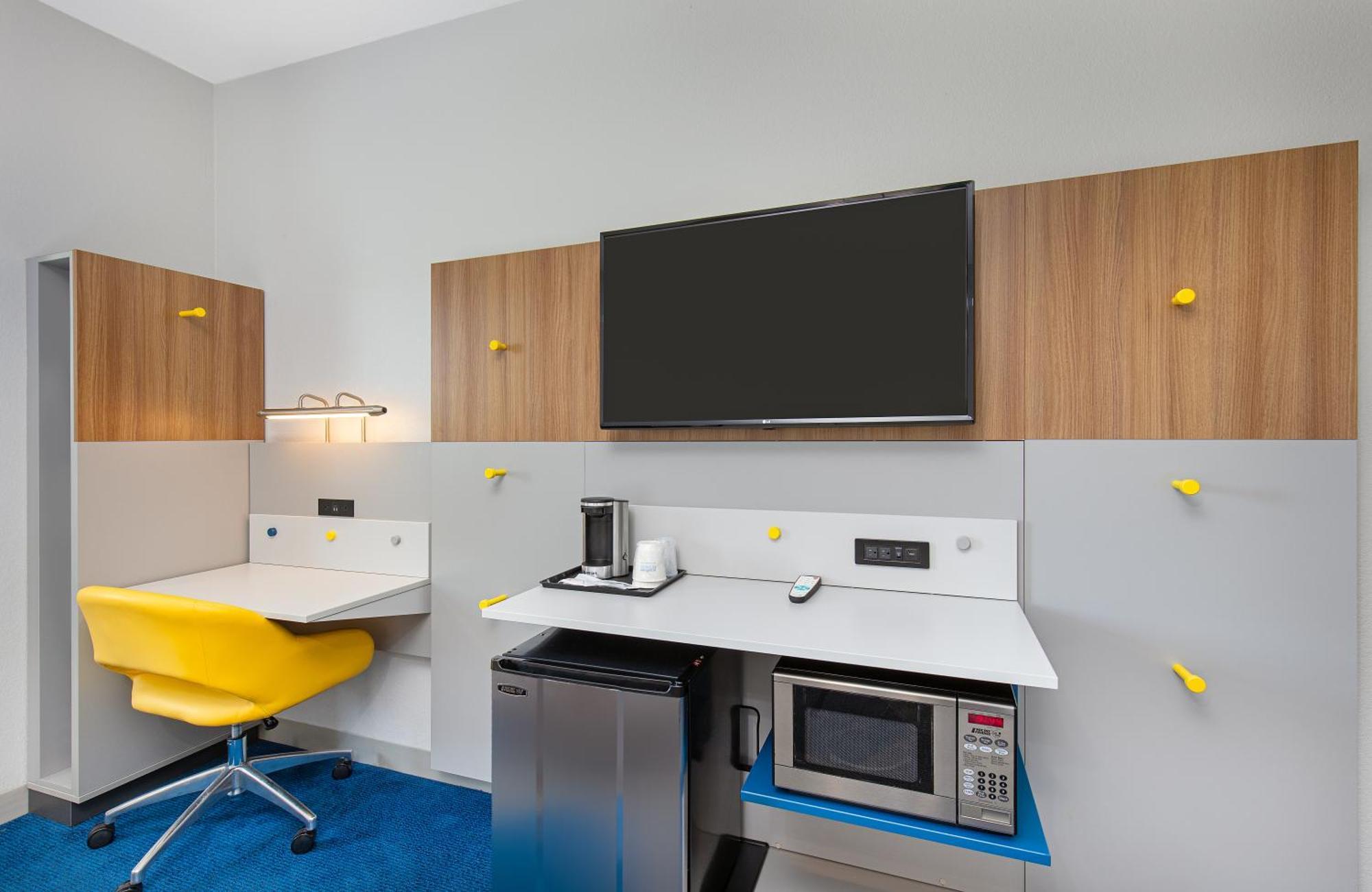 Microtel Inn & Suites Columbus North Kültér fotó