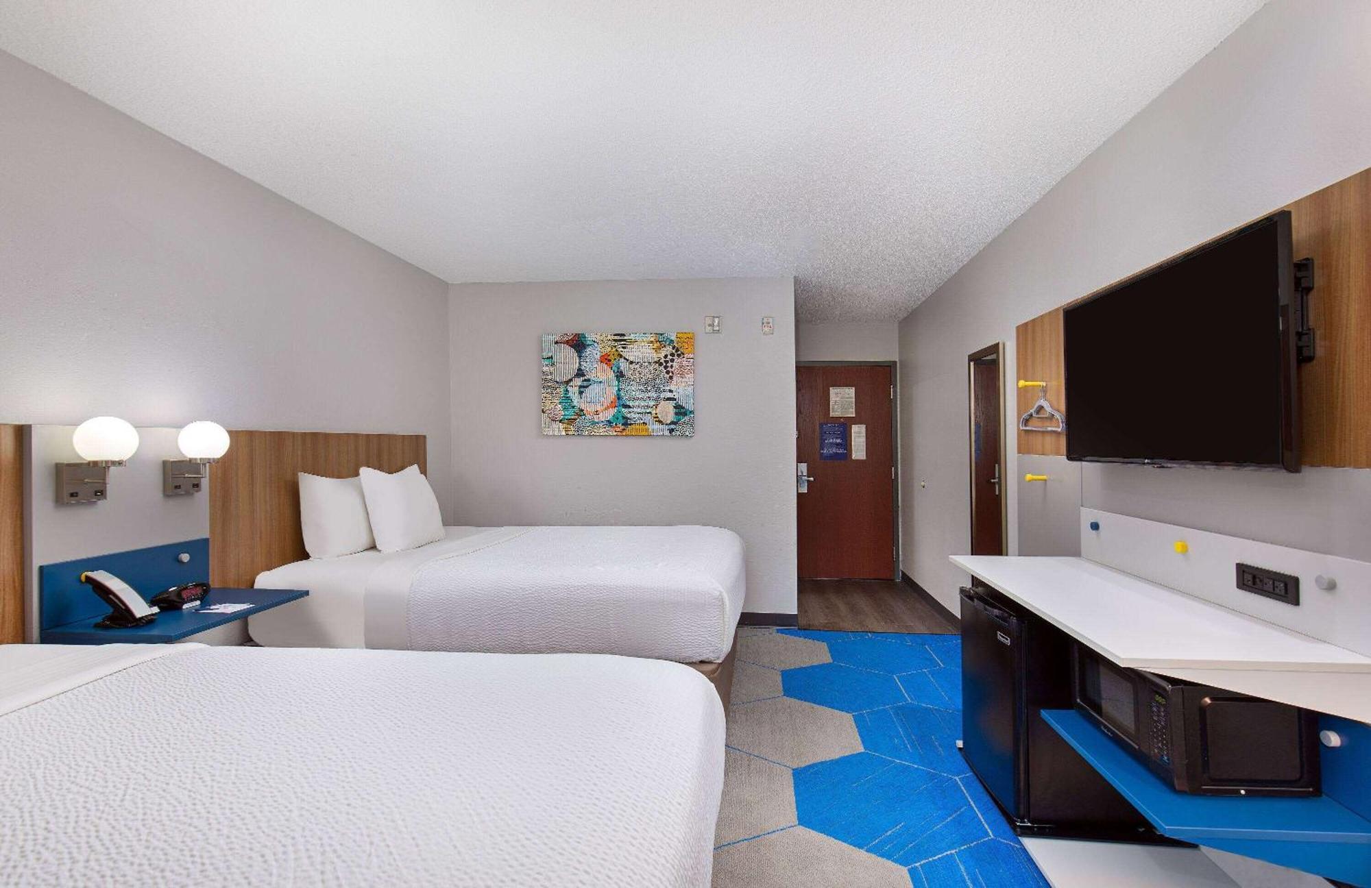 Microtel Inn & Suites Columbus North Kültér fotó